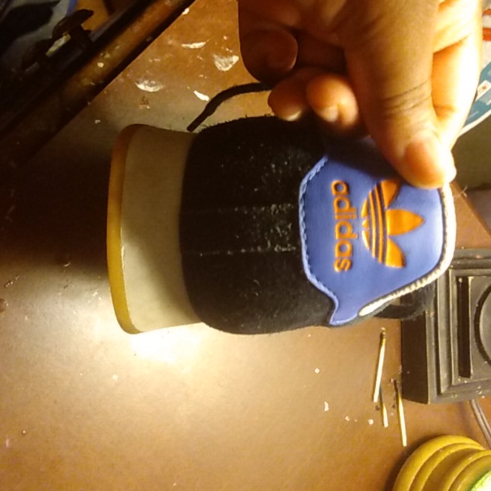 Adidas - Picture 2 of 4